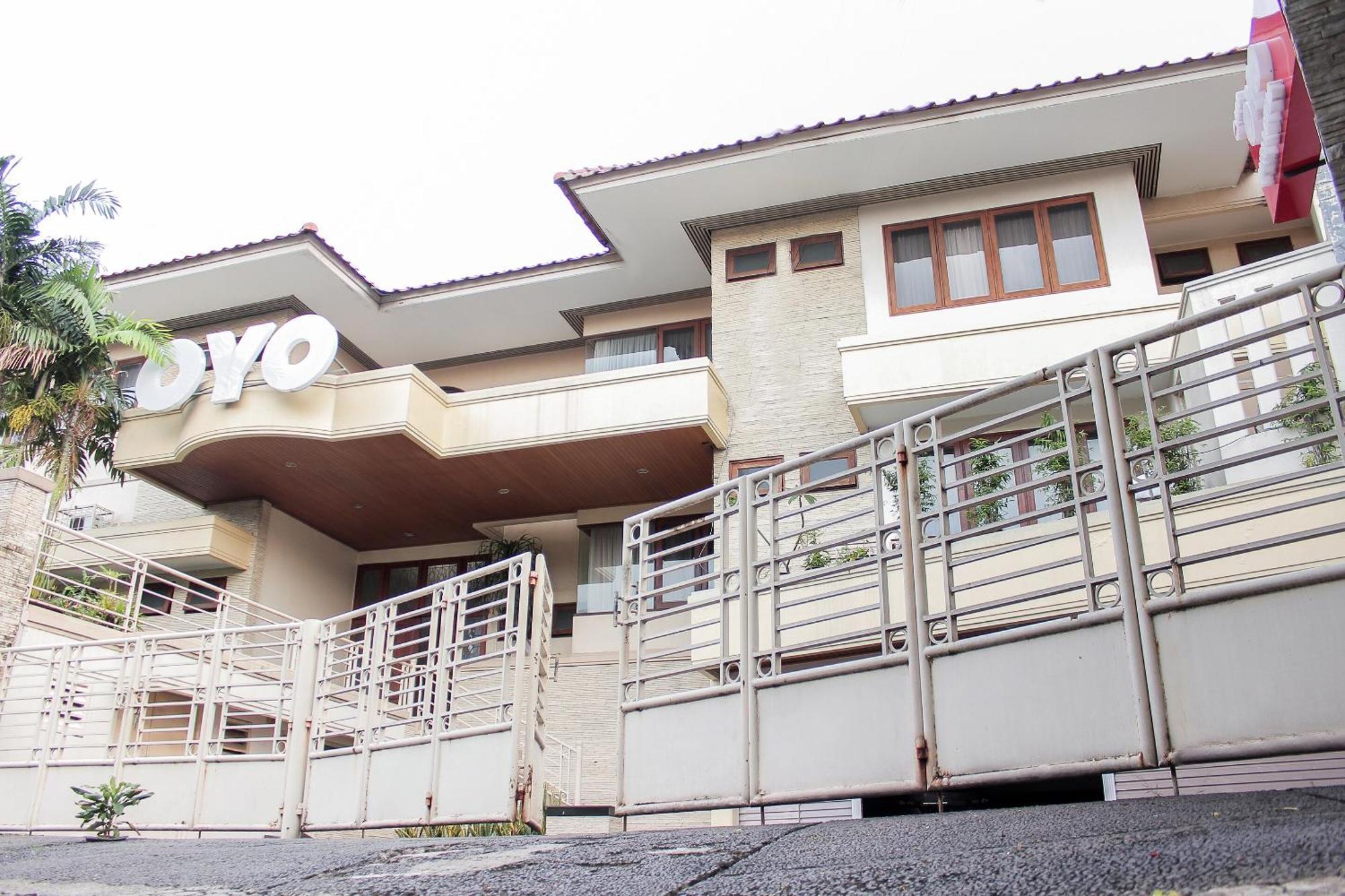 Super Oyo 123 Puri Lotus Hotel Jakarta Luaran gambar